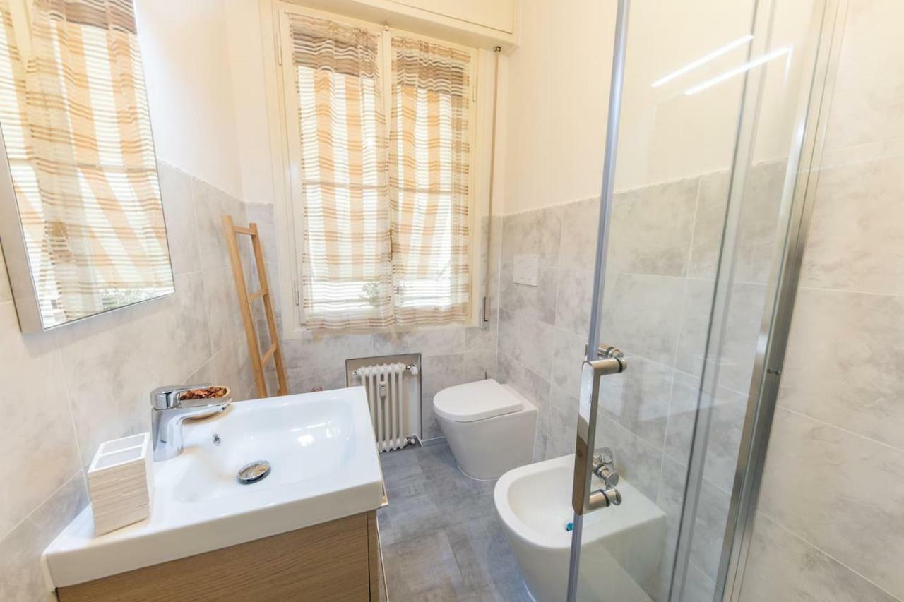Downtown Bologna Apartment Ngoại thất bức ảnh