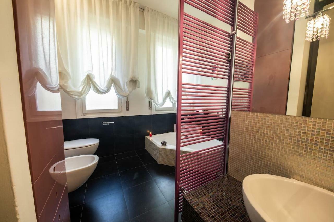 Downtown Bologna Apartment Ngoại thất bức ảnh