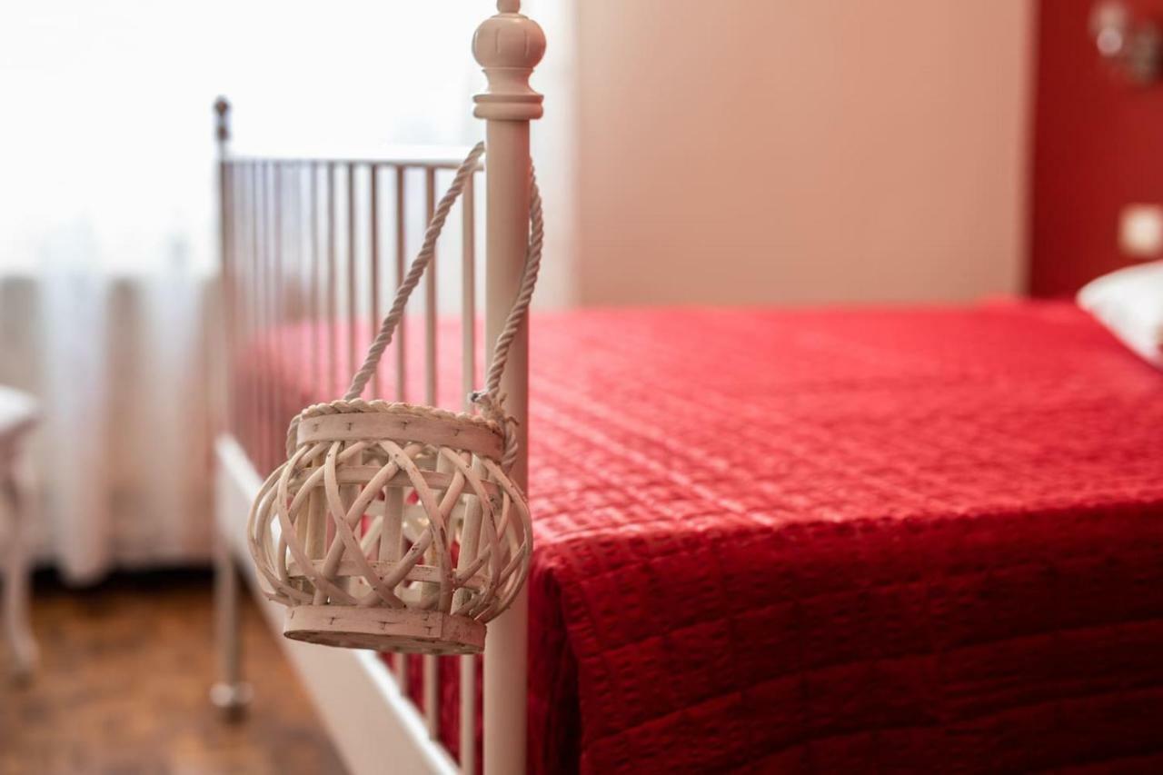 Downtown Bologna Apartment Ngoại thất bức ảnh