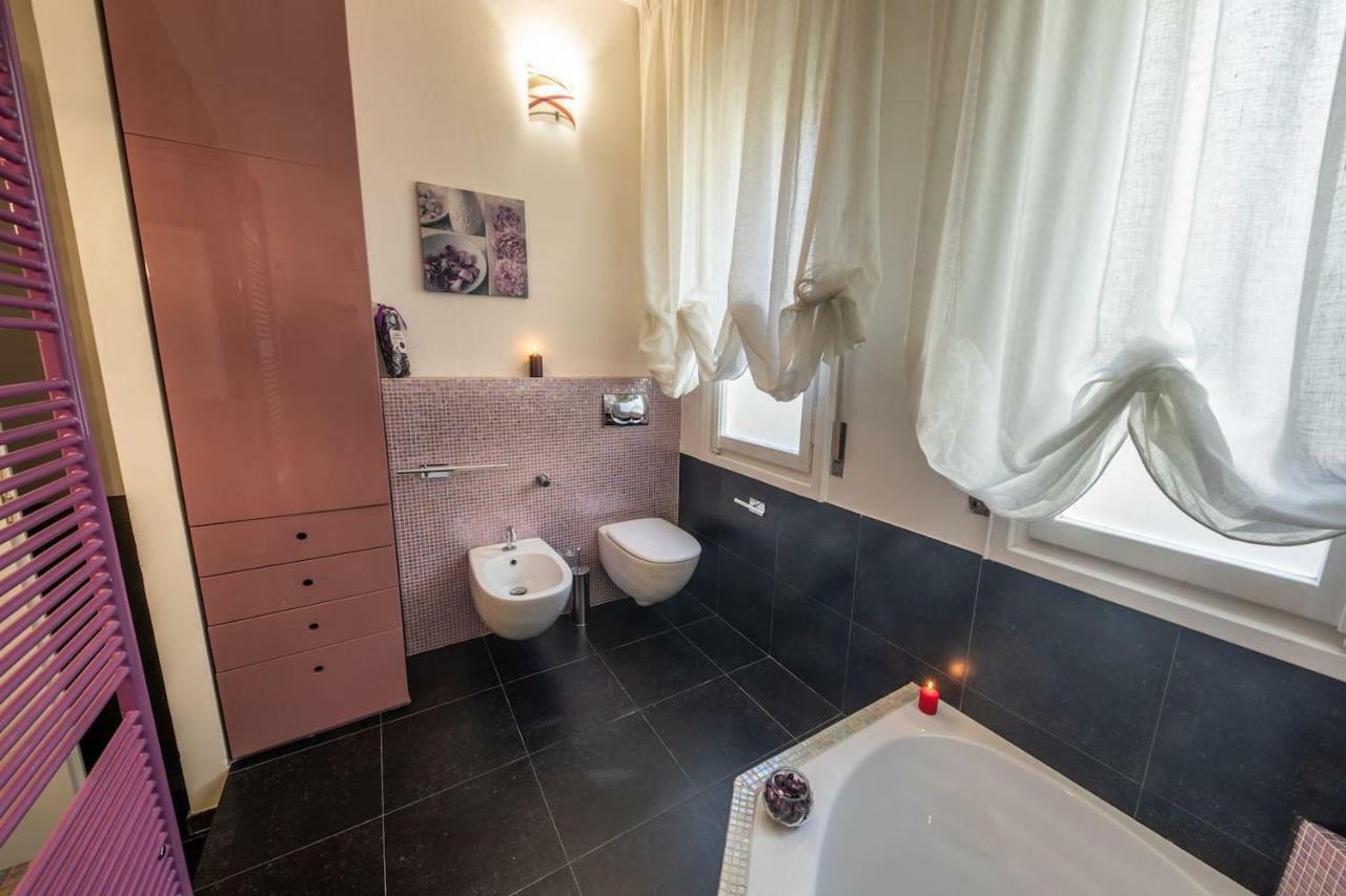 Downtown Bologna Apartment Ngoại thất bức ảnh